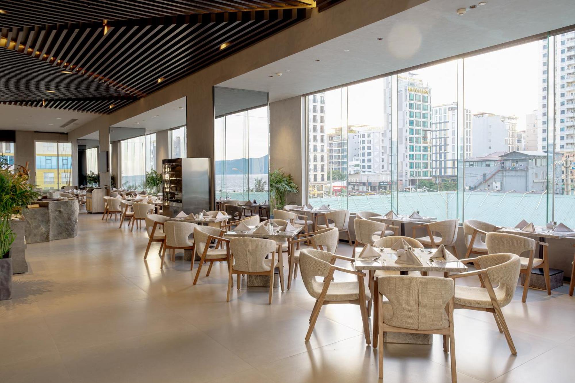 M Hotel Danang エクステリア 写真 The restaurant