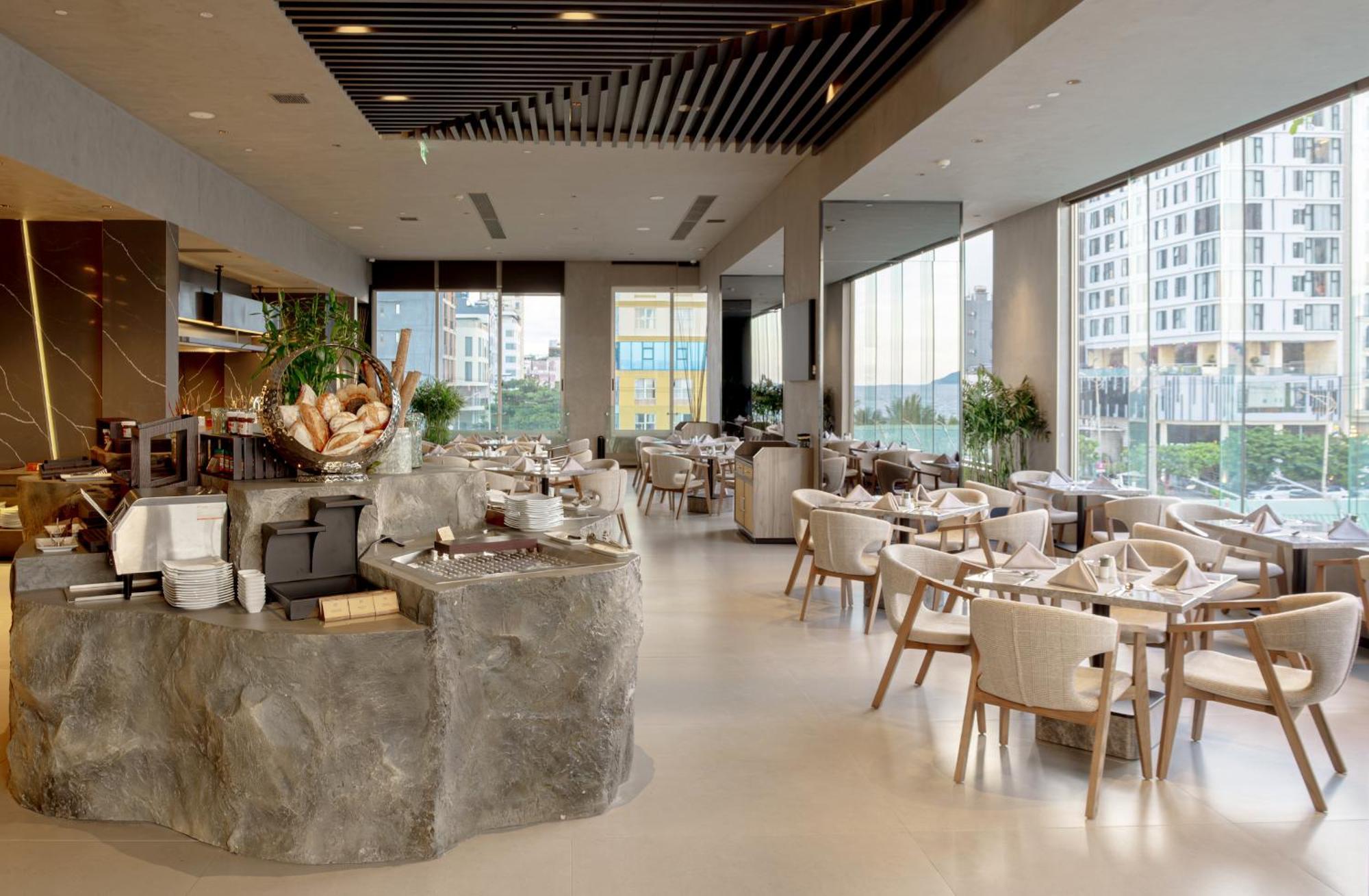 M Hotel Danang エクステリア 写真 The restaurant